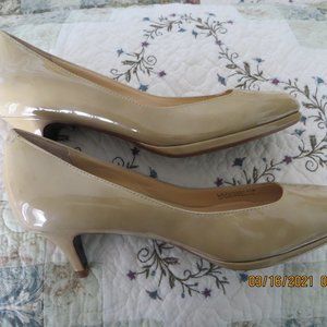 New Cole Haan with Nike Air Tech, Leather Shoe 5.5